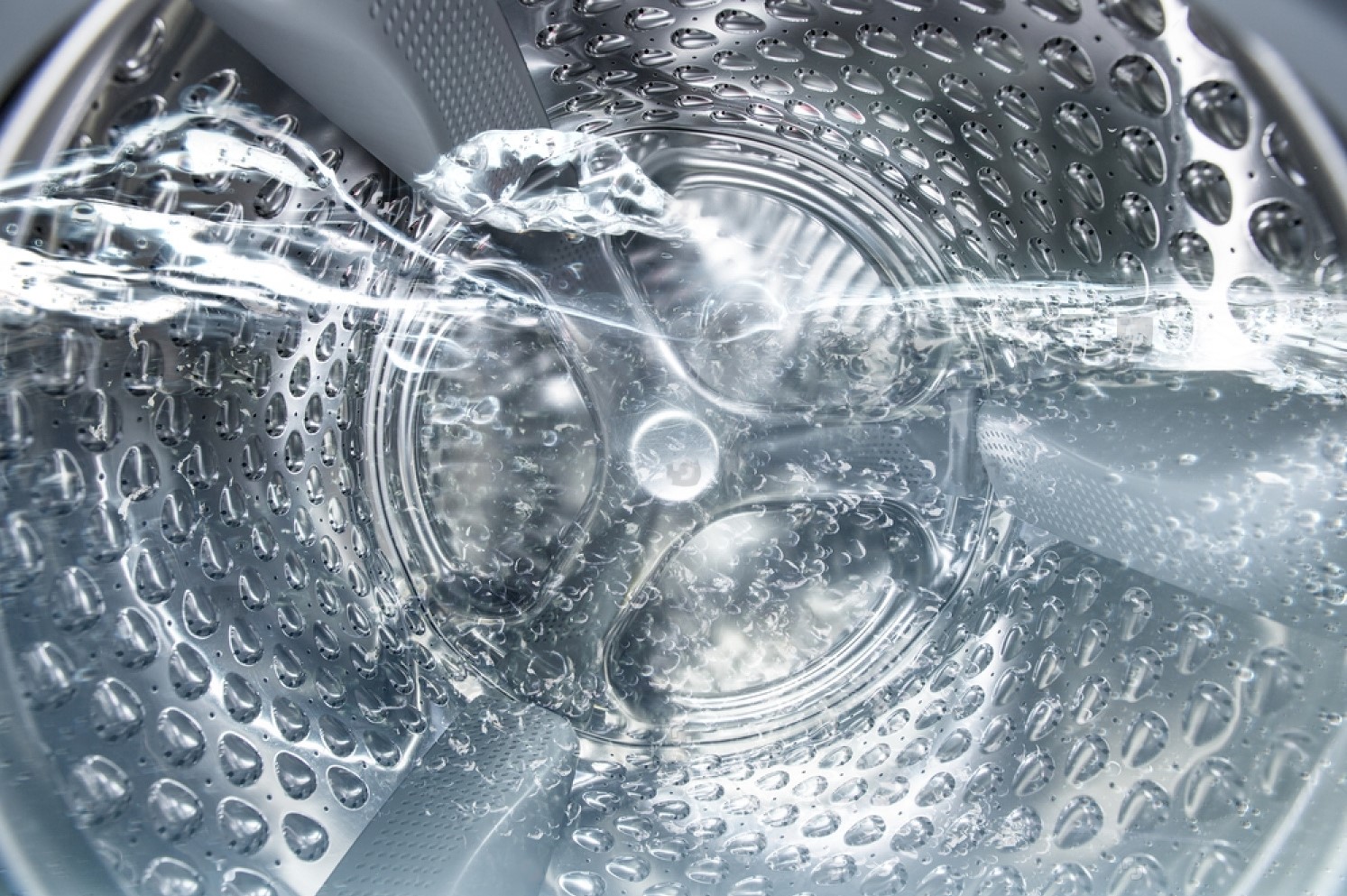 Как исправить проблему со сливом воды в стиральной машине
